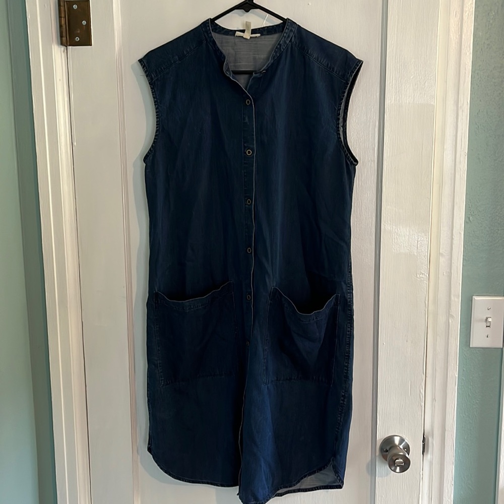 Jean sleeveless dress.